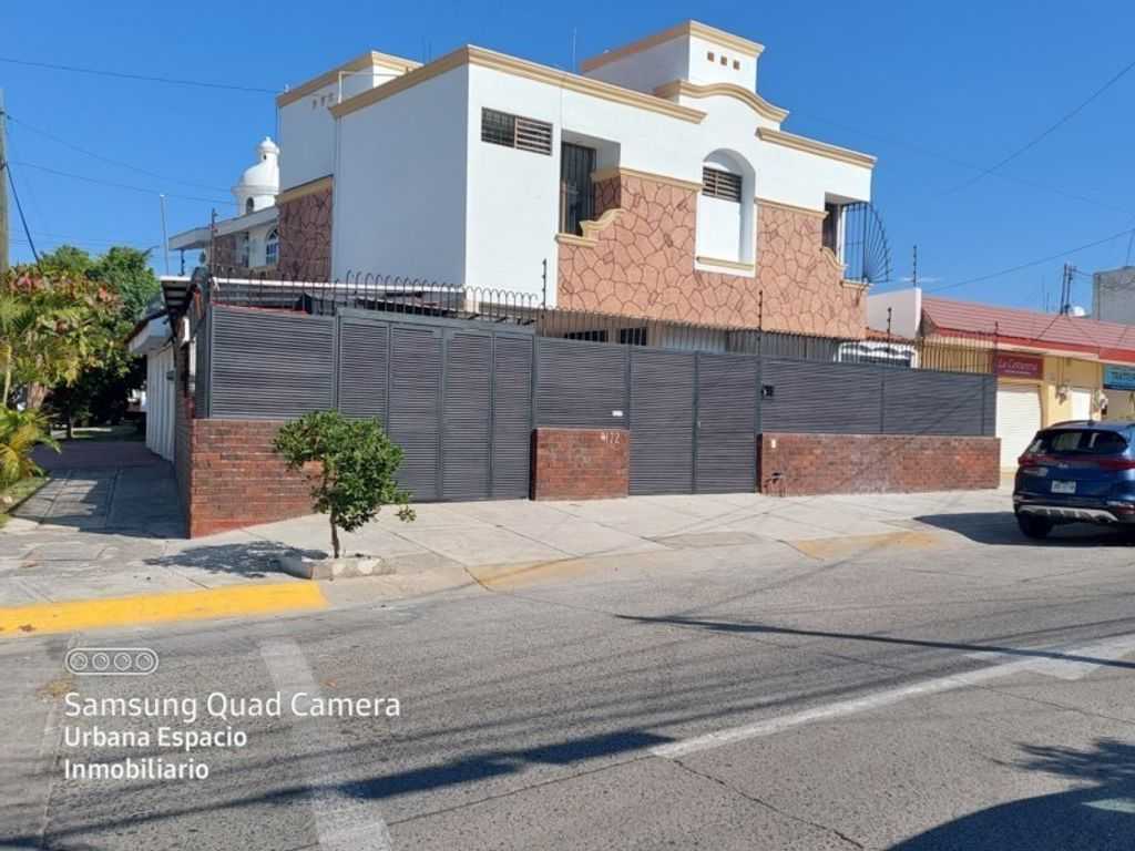 Zapopan, Prados Tepeyac, Casa en renta en esquina