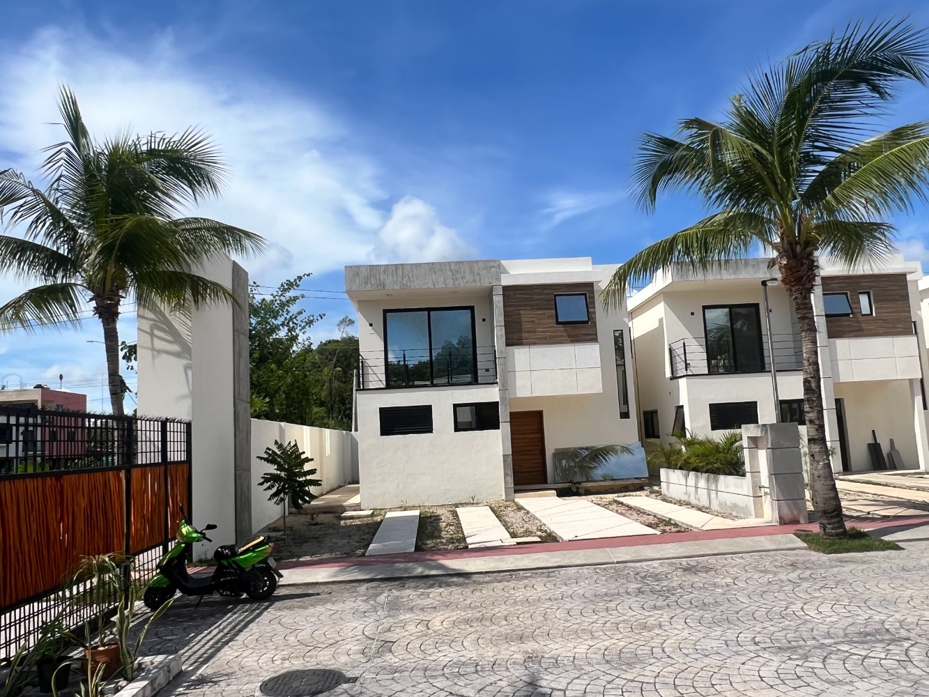 House selling in Tulum, QR Mexico