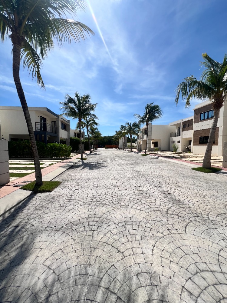 House selling in Tulum, QR Mexico