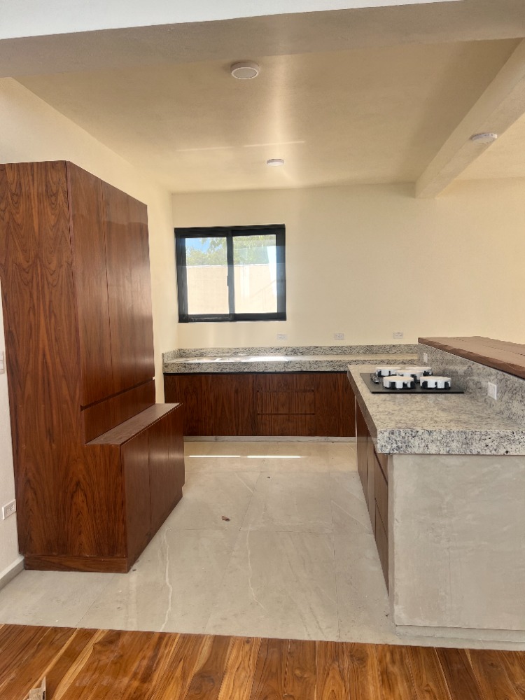 House selling in Tulum, QR Mexico