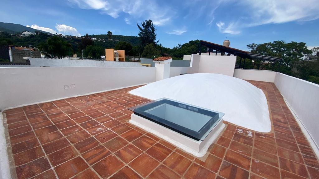 Casa Claudia, in Riberas del Pilar, Chapala, Ajijic w/panoramic roof top