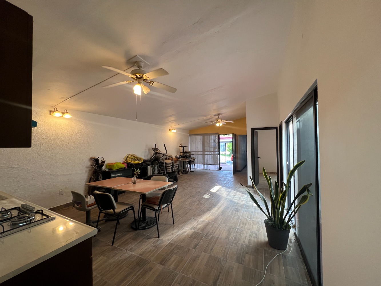 CASA en RENTA VALLARTA SUR/Residencial 