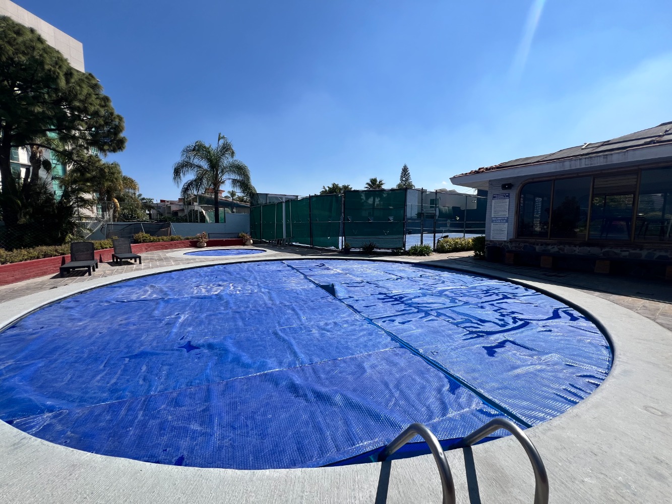 VENTA Casa amplia en condominio La Gavia 