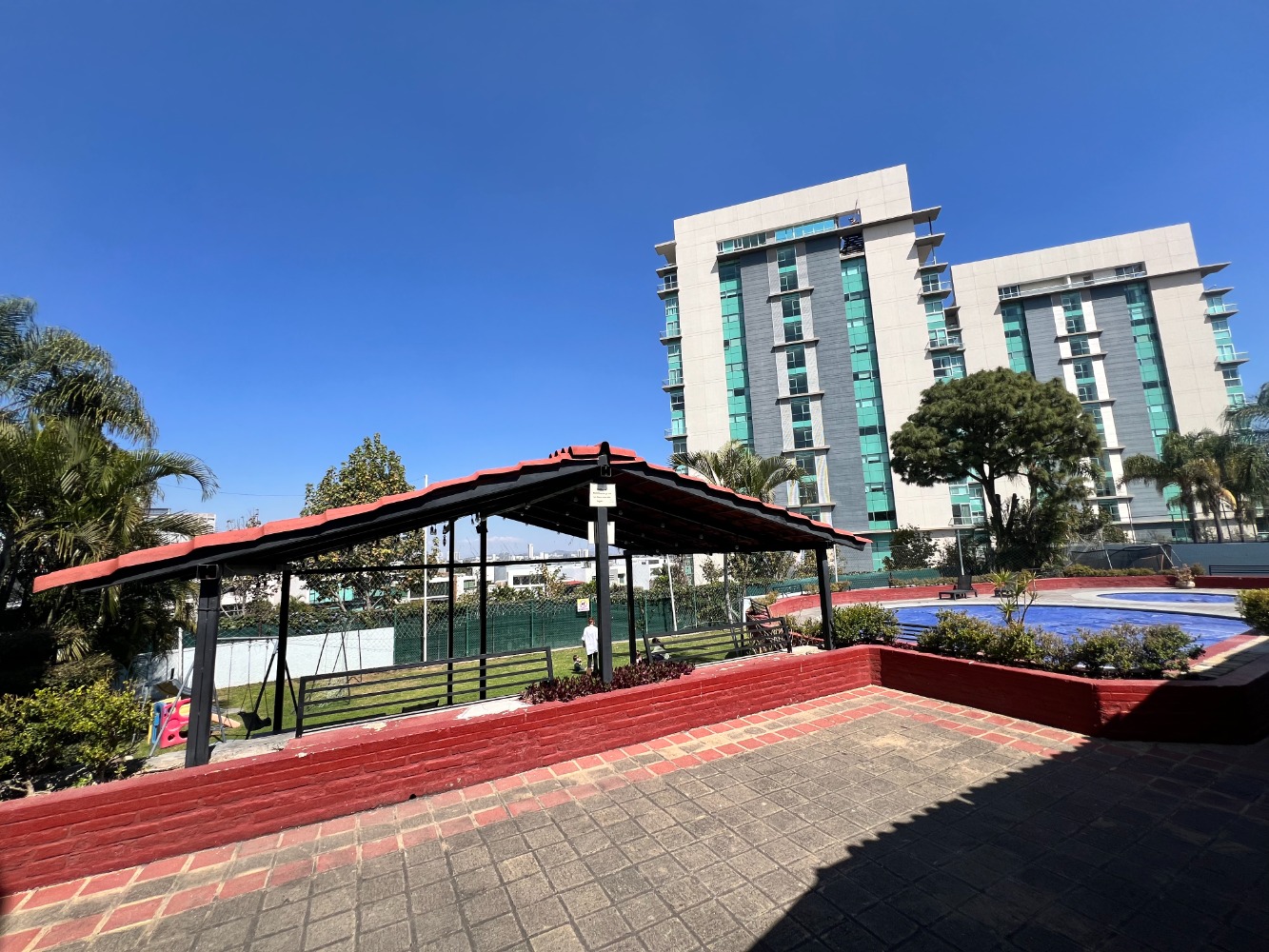 VENTA Casa amplia en condominio La Gavia 