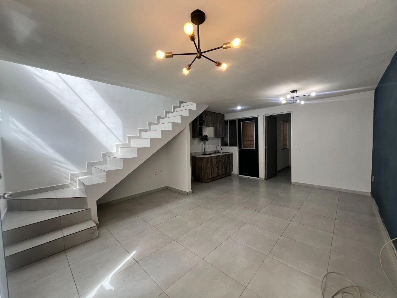 Casa en Venta condominio Valle de las Flores, Tlajomulco, Jalisco