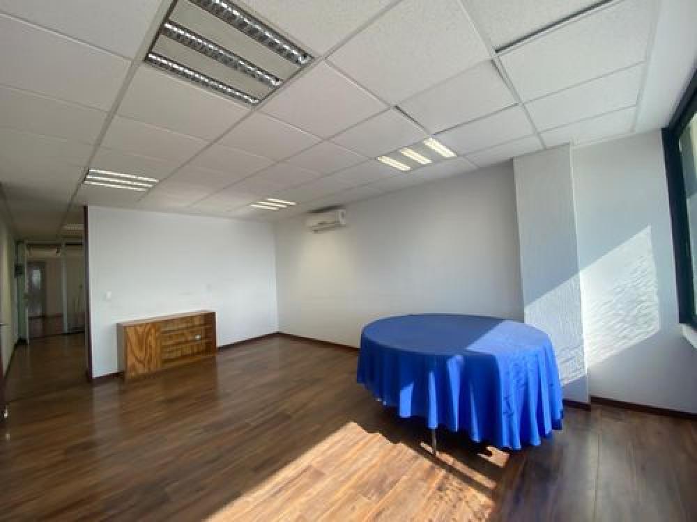 Oficinas en venta en el CONDOMINIO GUADALAJARA