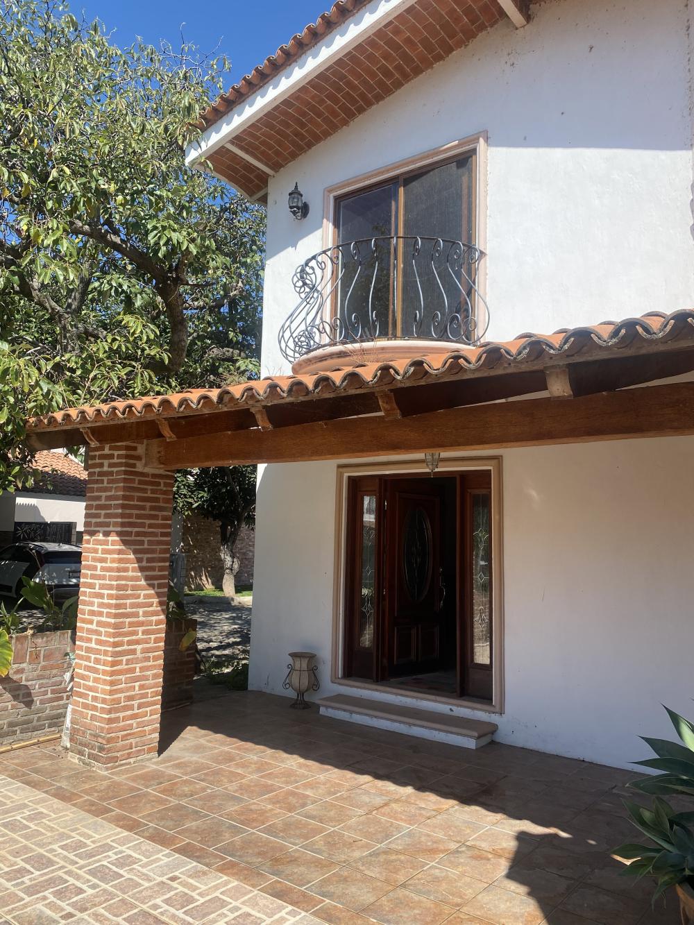 Residencia que ofrece calidad de vida en Vista Hermosa, Ajijic. Chapala