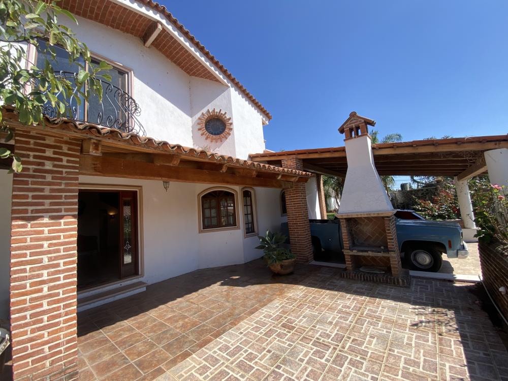 Residencia que ofrece calidad de vida en Vista Hermosa, Ajijic. Chapala