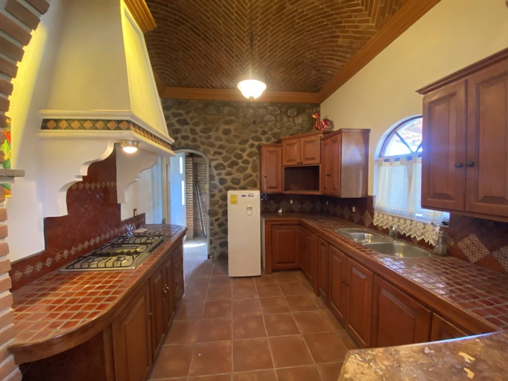 Residencia que ofrece calidad de vida en Vista Hermosa, Ajijic. Chapala