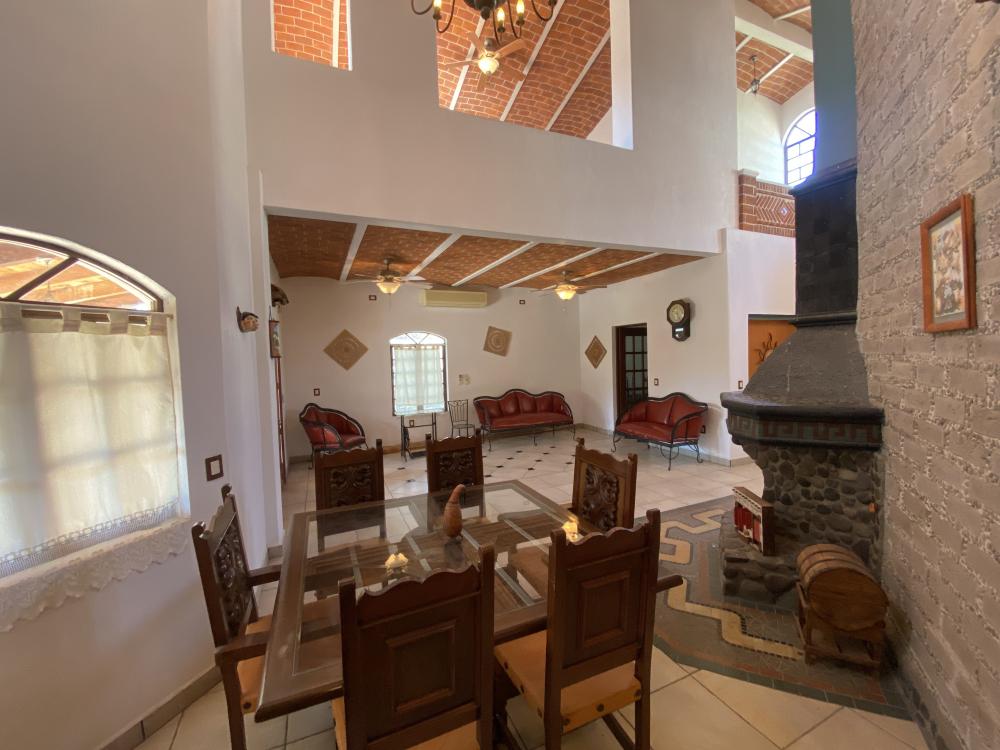 Residencia que ofrece calidad de vida en Vista Hermosa, Ajijic. Chapala