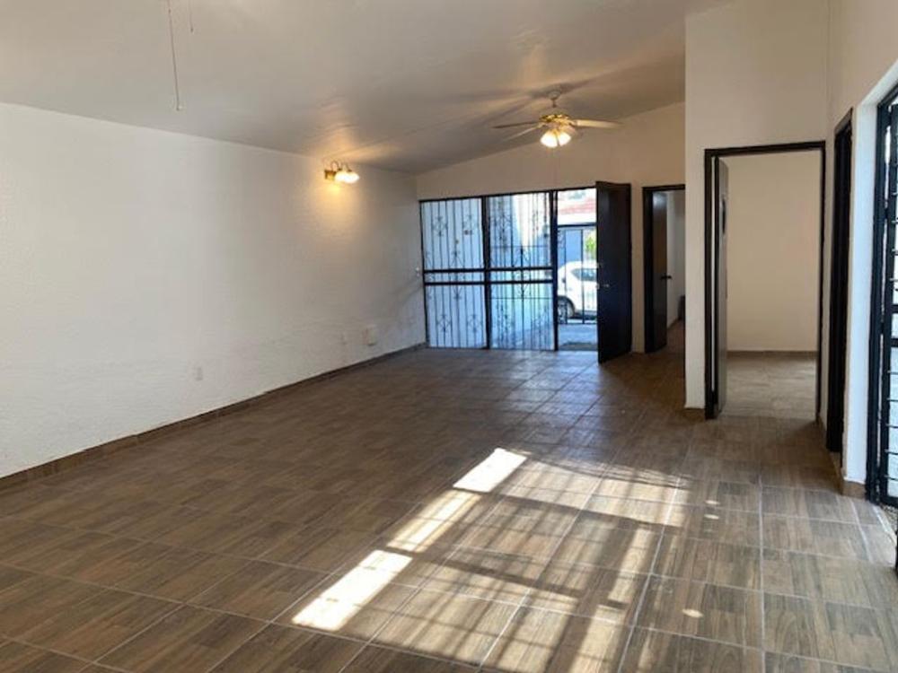 CASA en RENTA VALLARTA SUR/Residencial 