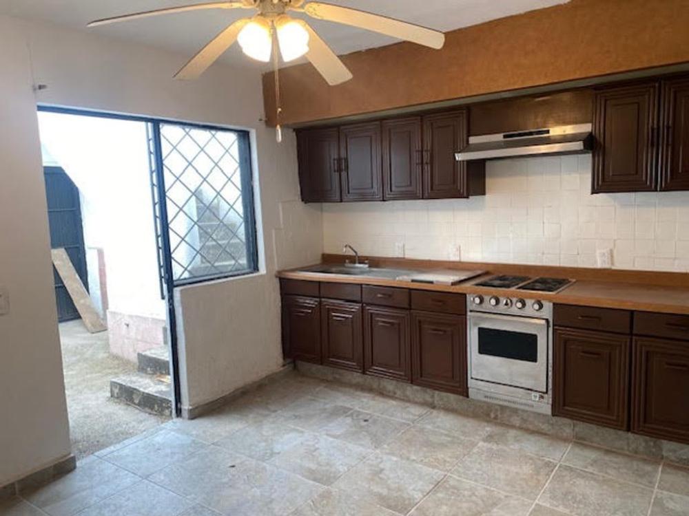 CASA en RENTA VALLARTA SUR/Residencial 