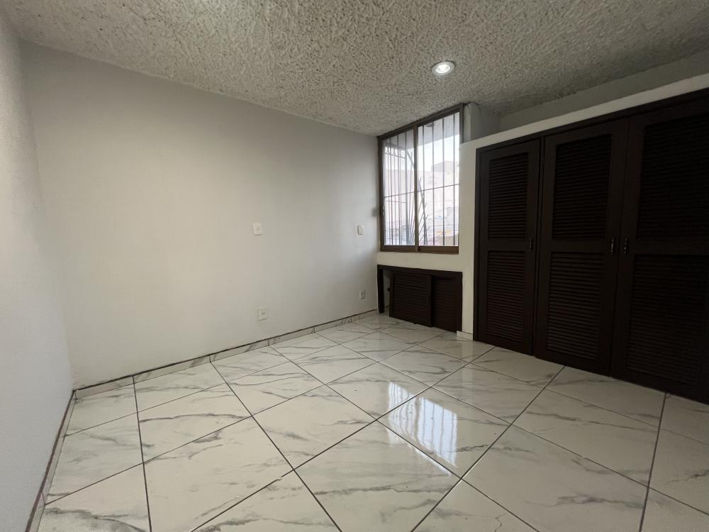 Zapopan, Prados Tepeyac, Casa en renta en esquina