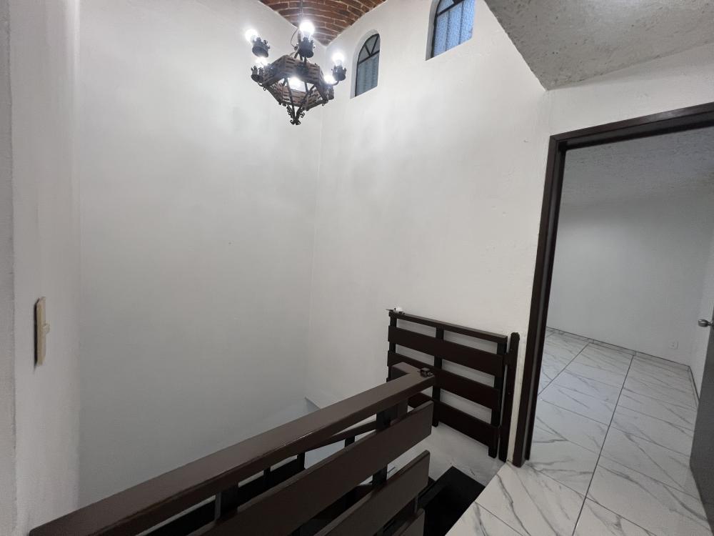 Zapopan, Prados Tepeyac, Casa en renta en esquina