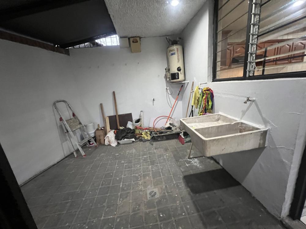 Zapopan, Prados Tepeyac, Casa en renta en esquina