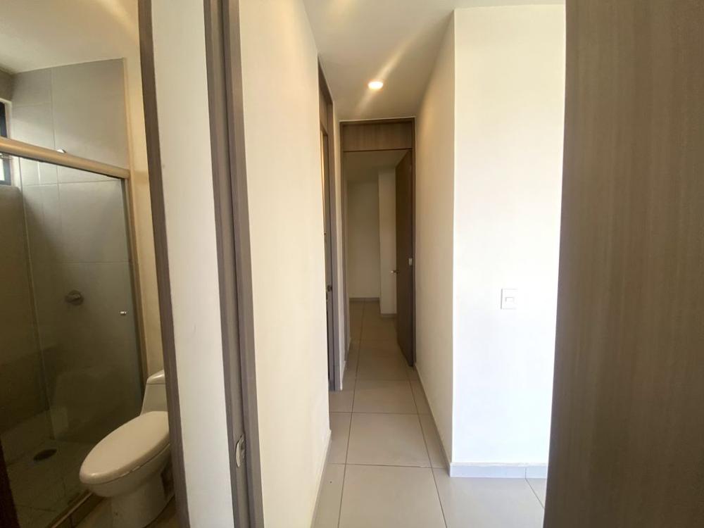 OPORTUNIDAD depa semi nuevo en Santa Ana Tepetitlan